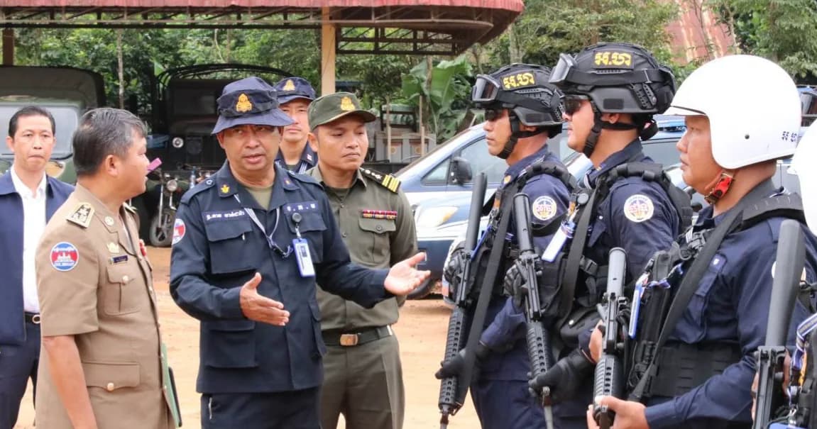ពិធីបិទវគ្គហ្វឹកហ្វឺនប្រចាំត្រីមាសទី៣ ឆ្នាំ២០២៦ នៅបញ្ជាការដ្ឋានកងរាជអាវុធហត្ថខេត្តមណ្ឌលគិរី