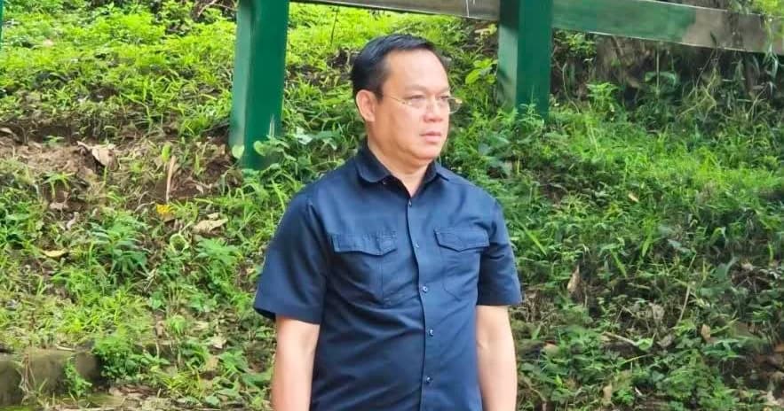 ឯកឧត្តម ថង សាវុន ចុះត្រួតពិនិត្យអណ្ដូងទឹកបុរាណ ដែលជាប្រភពទឹកសម្រាប់ប្រជាពលរដ្ឋប្រើប្រាស់ប្រចាំថ្ងៃ