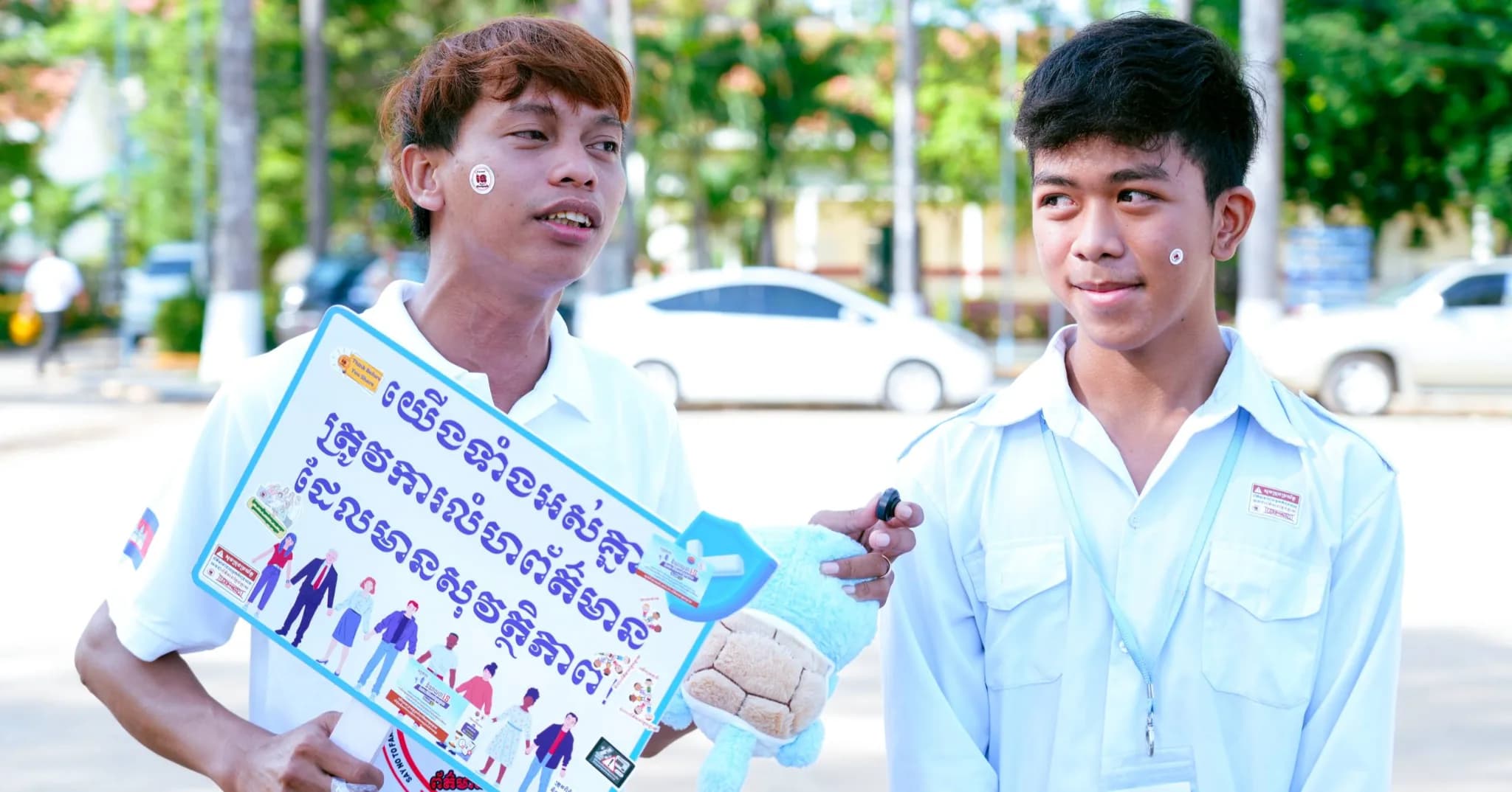 យើងរួមគ្នានិយាយថាទេចំពោះព័ត៌មានក្លែងក្លាយ