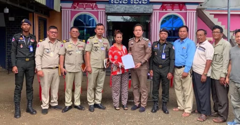 រដ្ឋបាលស្រុកស្ទឹងត្រង់ ដាក់ចេញនូវផែនការសកម្មភាព ដើម្បីបង្ក្រាប និងទប់ស្កាត់បទល្មើសបោកប្រាស់តាមប្រព័ន្ធអ៊ីនធឺណិត (Scam Online)