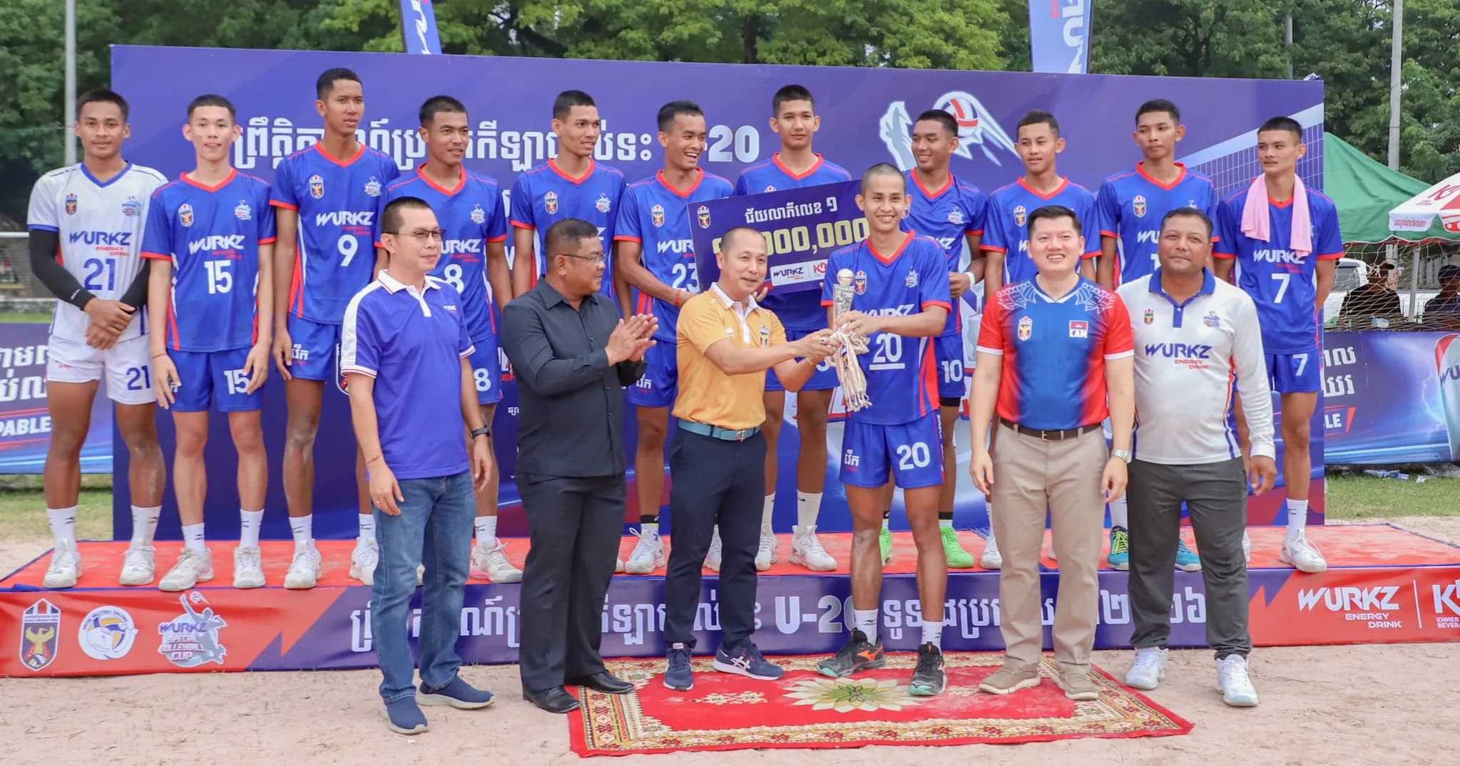 ស្នងការដ្ឋាននគរបាលខេត្តពោធិសាត់ ក្លាយជាម្ចាស់ជើងឯកពានរង្វាន់បាល់ទះ U20 ទូទាំងប្រទេស ឆ្នាំ២០២៦ ខណៈម្ចាស់ផ្ទះ ឫទ្ធិសែន កំពង់ឆ្នាំង បានត្រឹមជើងឯករង